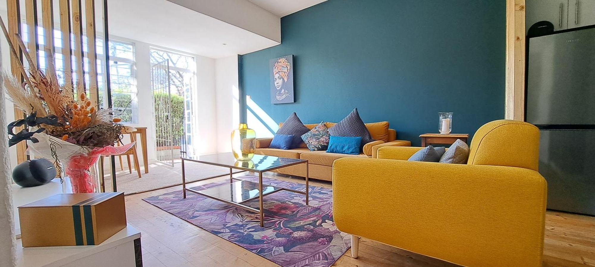 Secure And Modern 2bed Ground Floor In Cape Towns Charming Rondebosch Apartment *