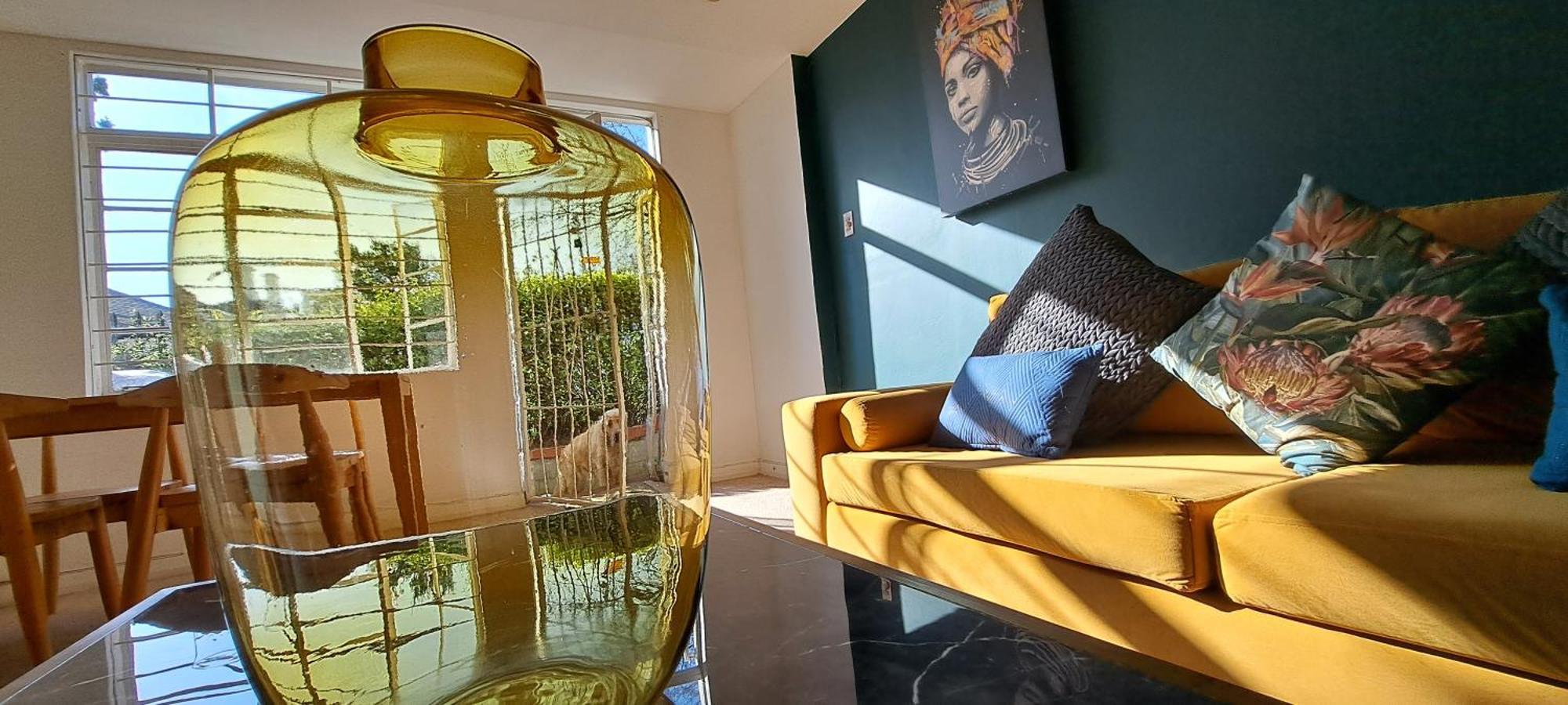 Secure And Modern 2bed Ground Floor In Cape Towns Charming Rondebosch Cape Town